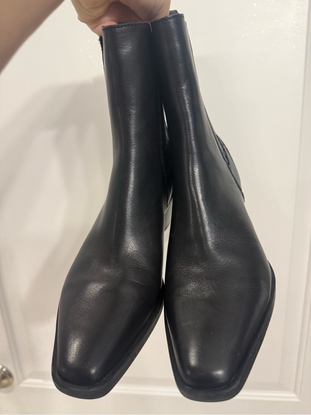 Dolce Vita Black Leather Square-Toe waterproof Ankle Boots